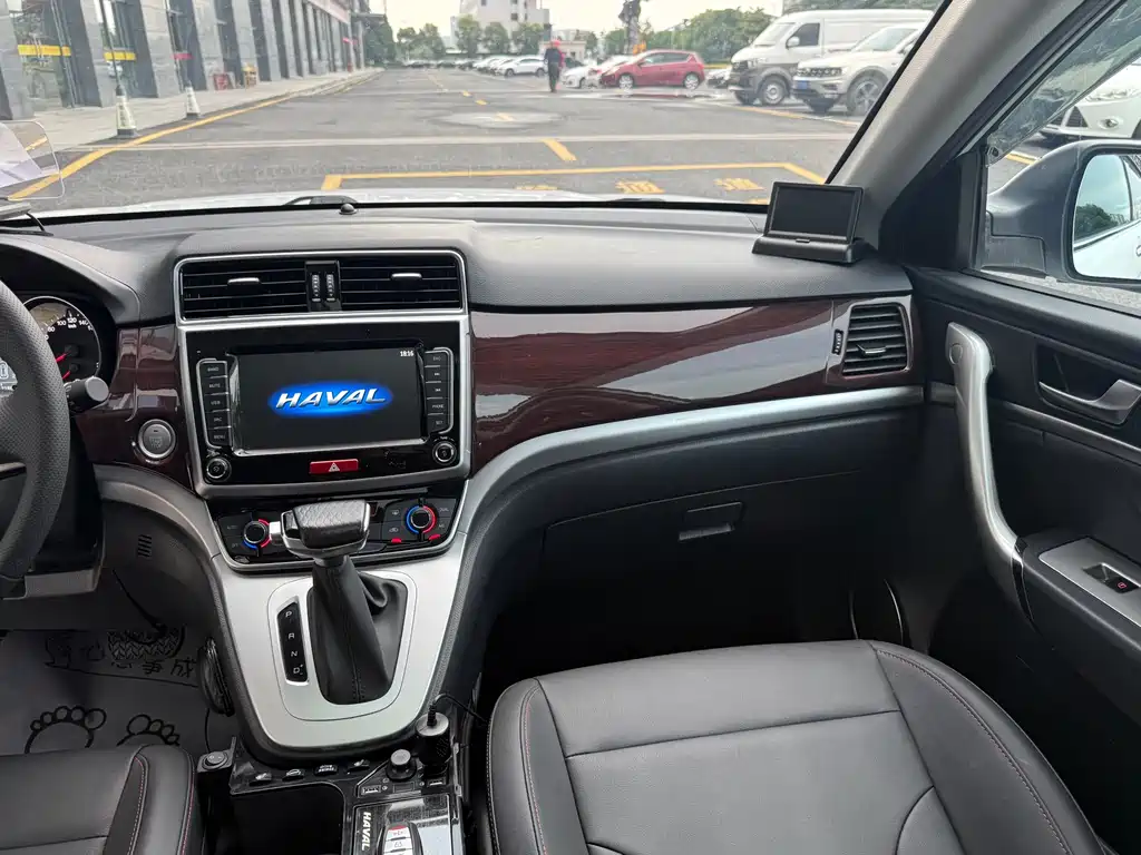 Haval M6 2020 — фото 16
