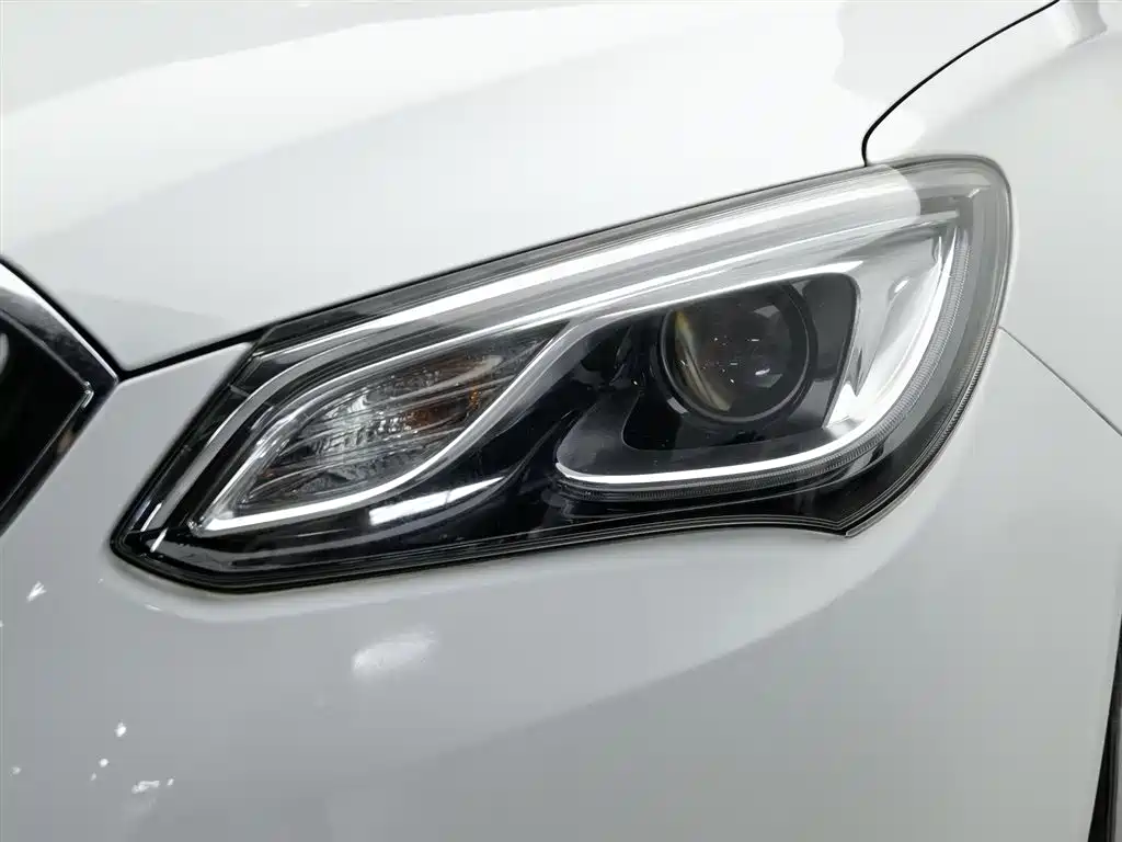 Buick Excelle 2015 — фото 7