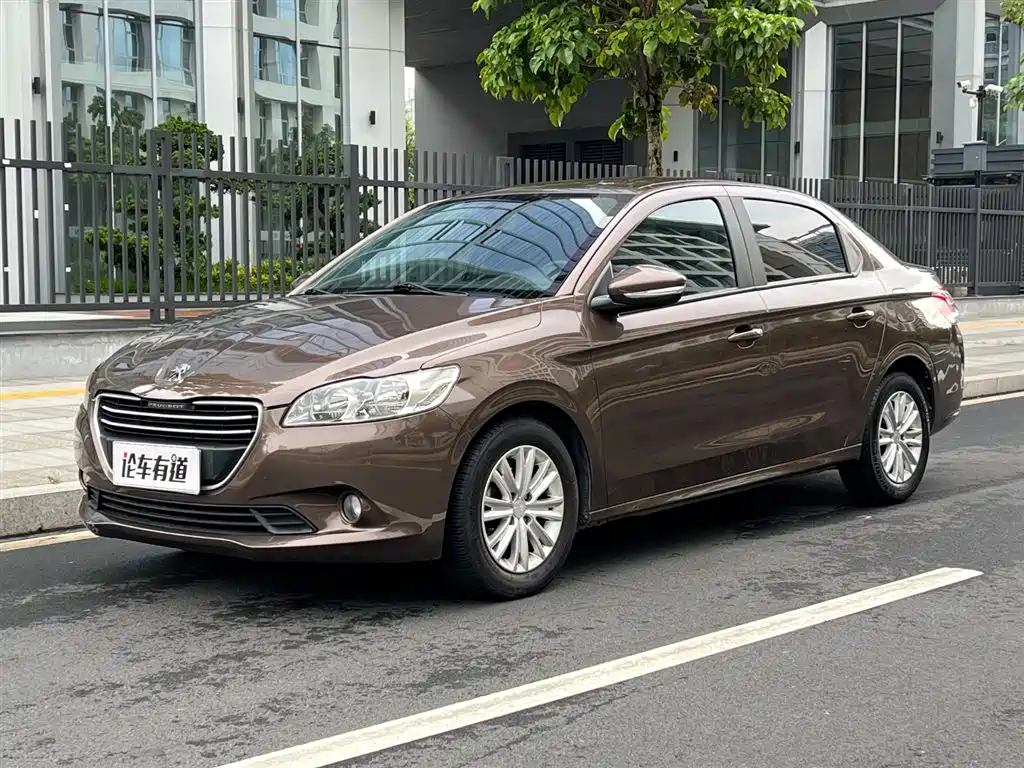 Peugeot 301 2015