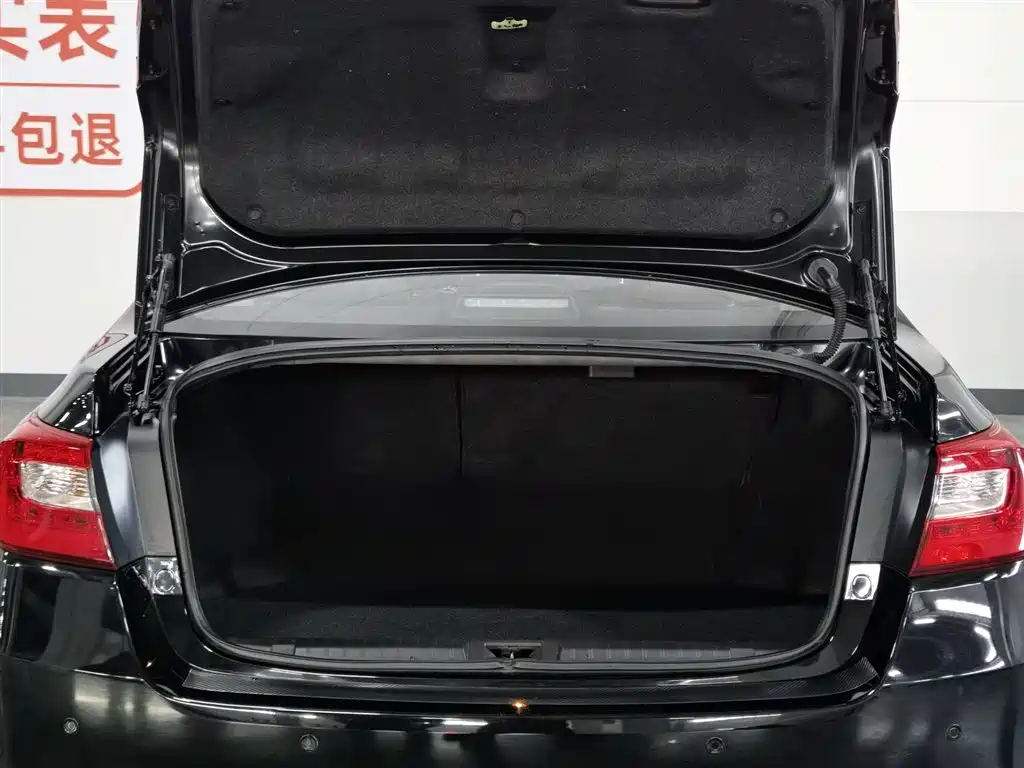 Subaru Legacy 2020 — фото 16