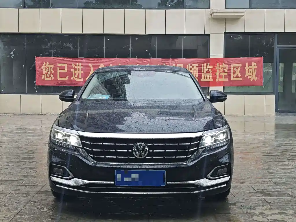 Volkswagen Passat 2019 — фото 2