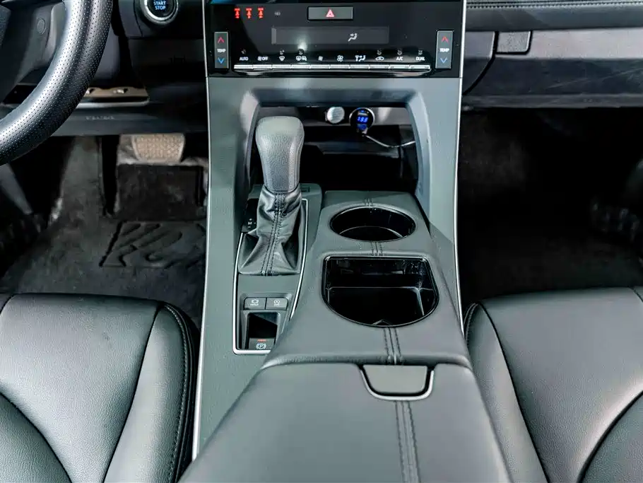 Toyota Avalon 2022 — фото 12