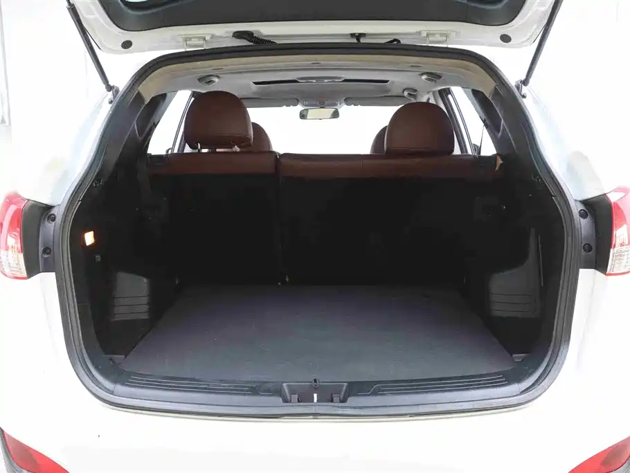 Hyundai ix35 2015 — фото 28