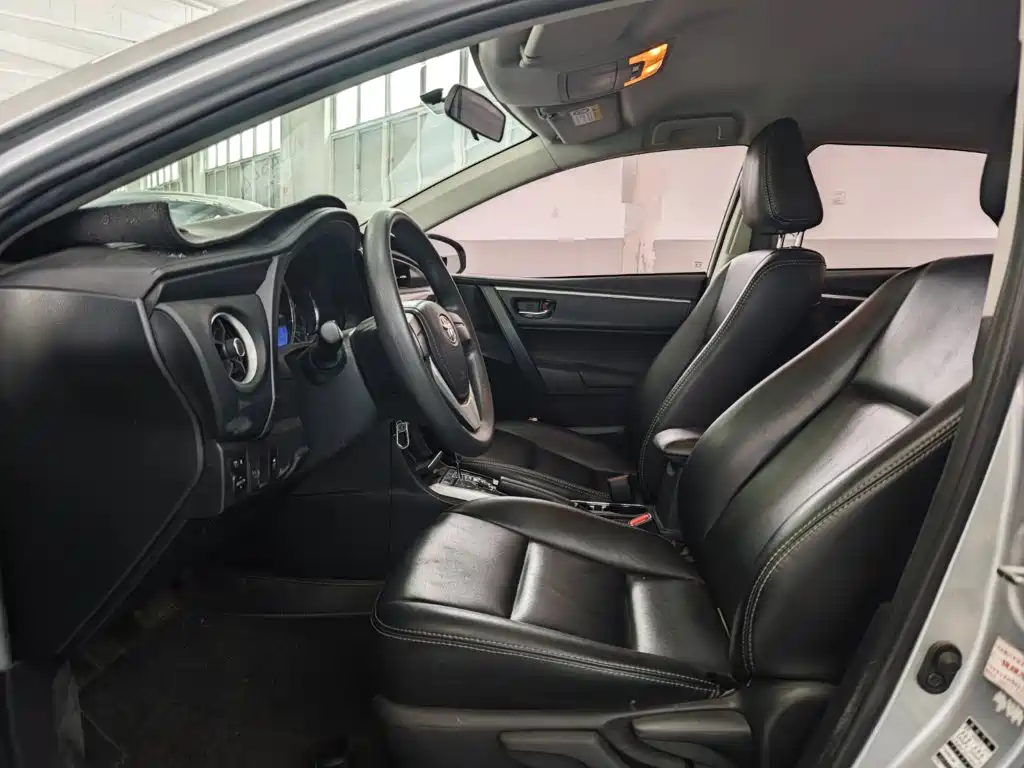 Toyota Corolla 2019 — фото 16