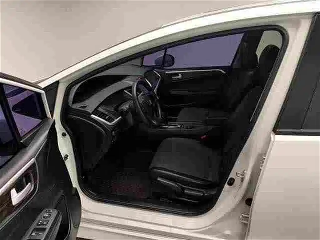 Honda Jade 2017 — фото 10
