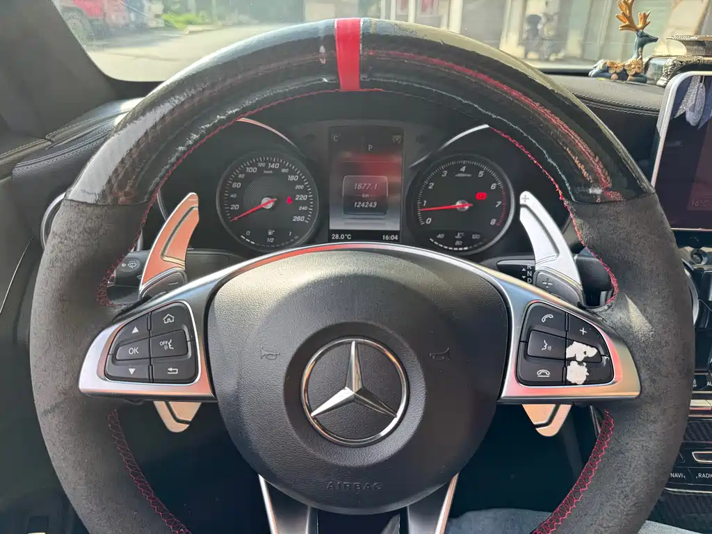 Mercedes-Benz C-Class 2017 — фото 11