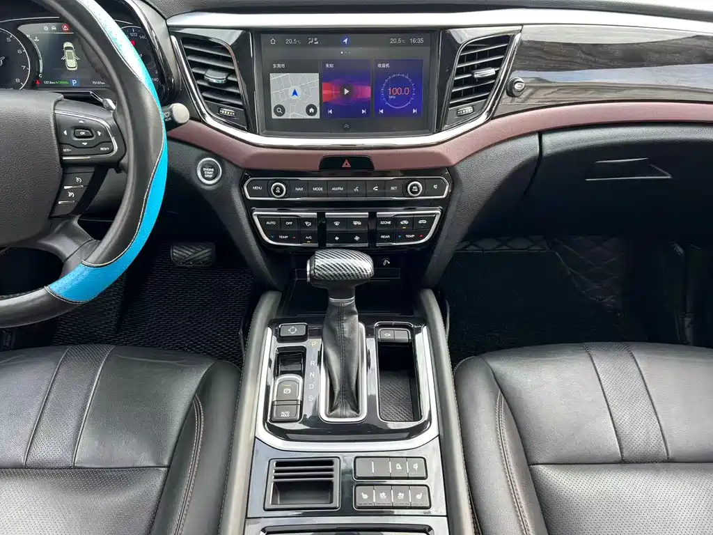 GAC Trumpchi GS8 2019 — фото 12