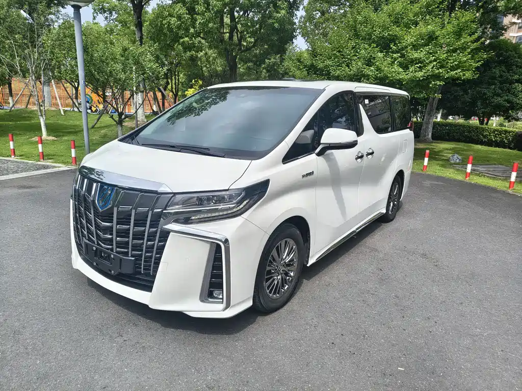 Toyota Alphard 2022