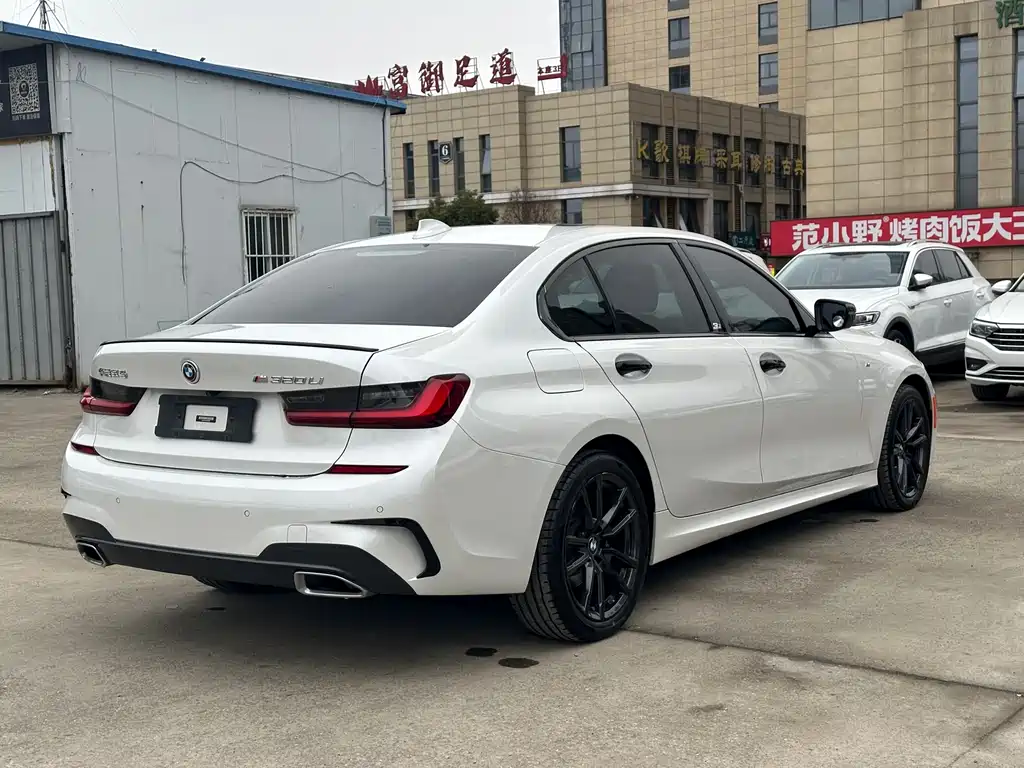 BMW 3 Series 2022