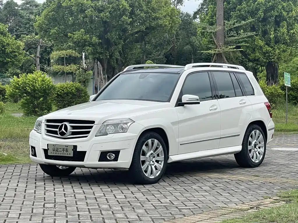 Mercedes-Benz GLK-Class 2010 — фото 1