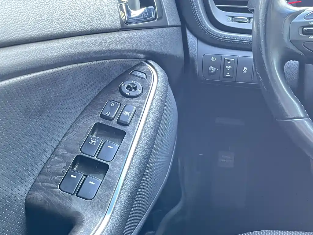 Kia K5 2015 — фото 20