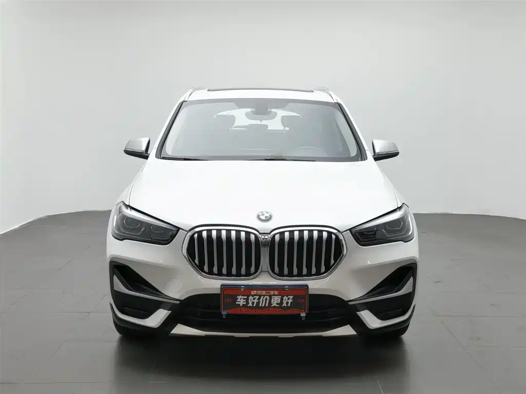 BMW X1 2021 — фото 3