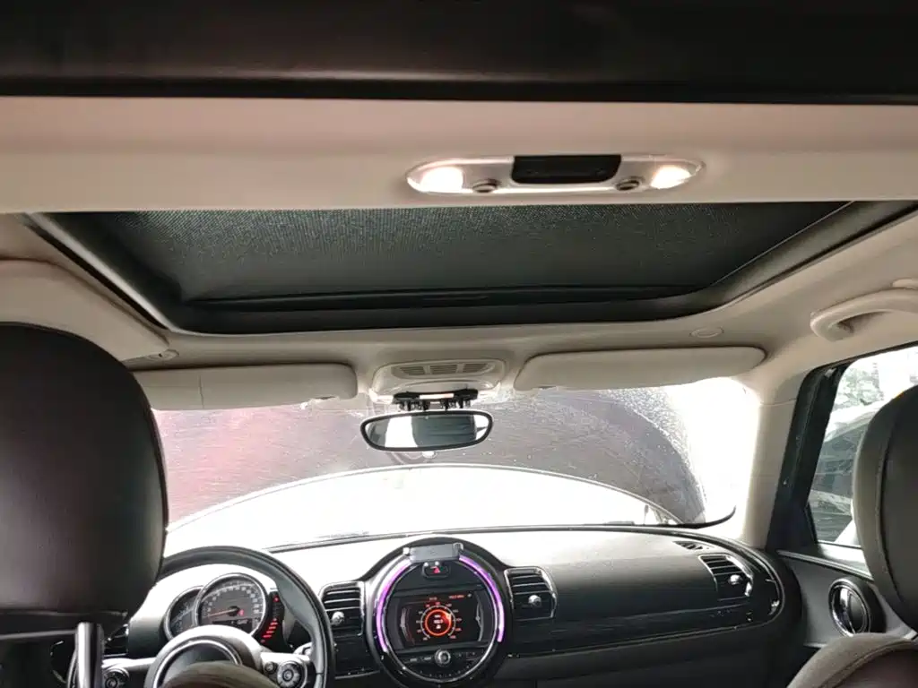 MINI Clubman 2016 — фото 18
