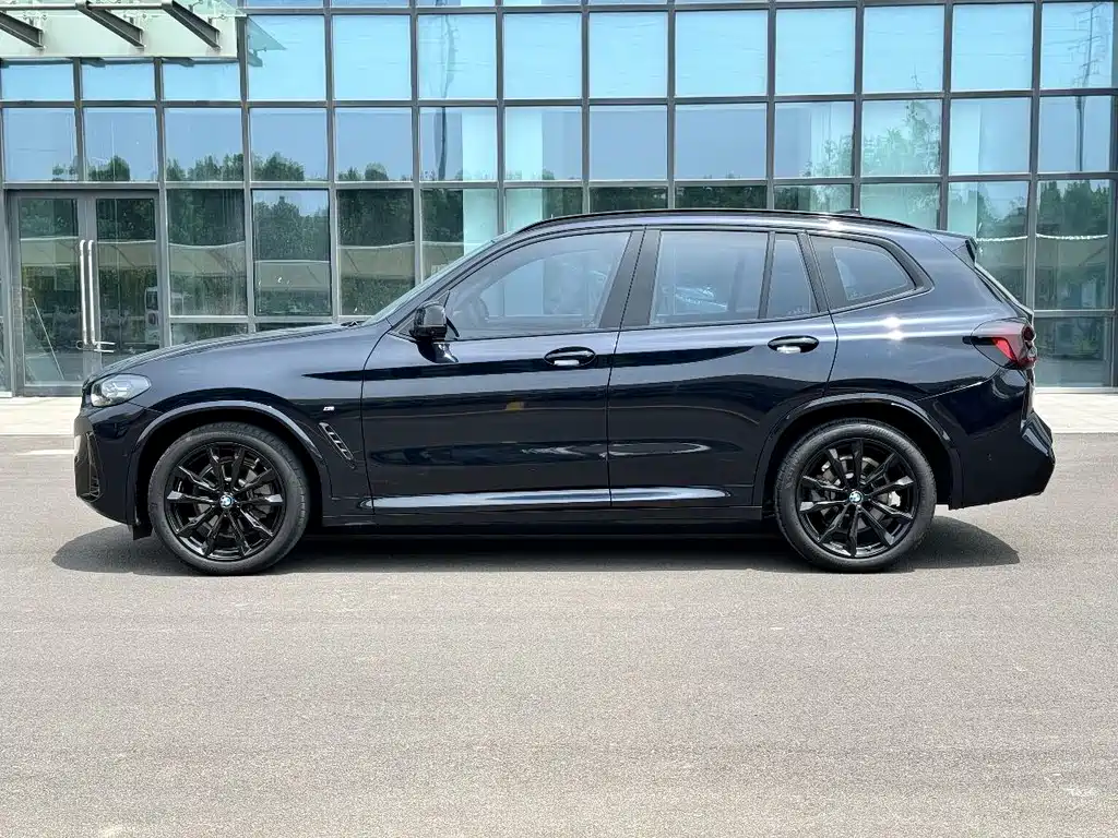 BMW X3 2022 — фото 4