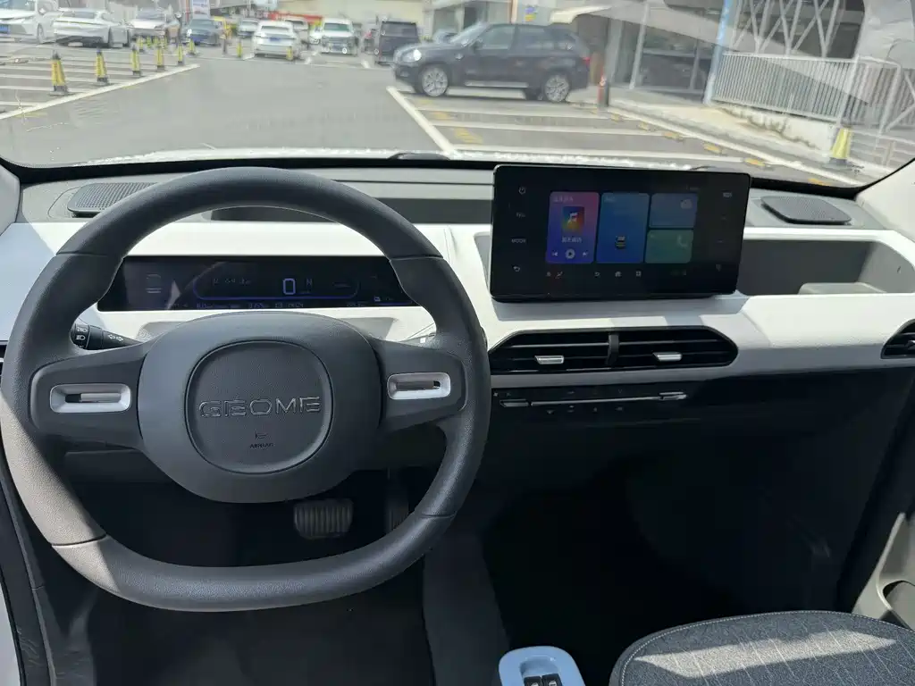 Geely Galaxy Panda 2023 — фото 15