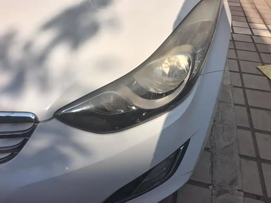 Hyundai Elantra 2014