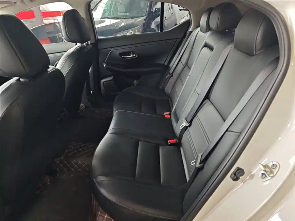 Nissan Sylphy 2023 — фото 17