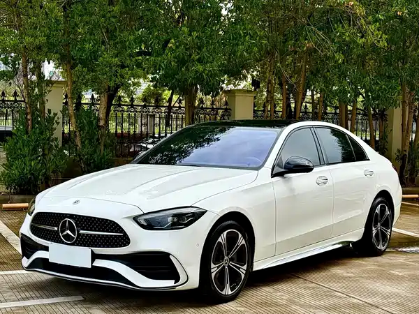 Mercedes-Benz C-Class 2022