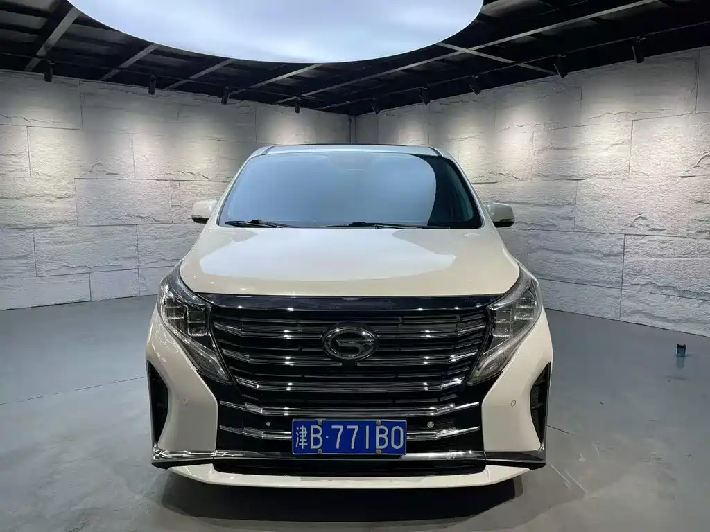 GAC Motor Trumpchi M8 2022 — фото 2