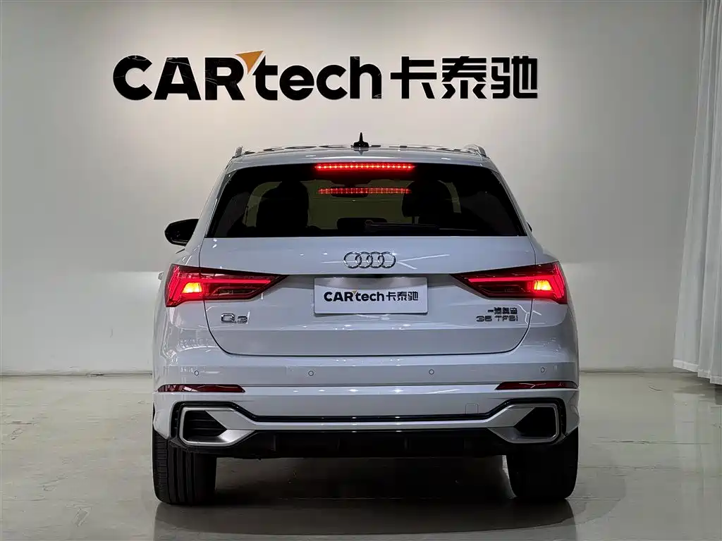 Audi Q3 2024 — фото 4