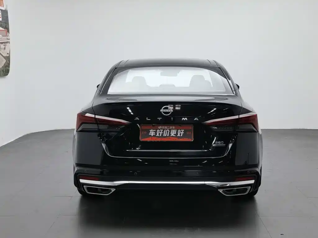 Nissan Teana 2023