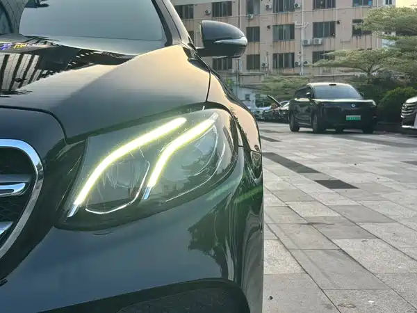 Mercedes-Benz E-Class 2017