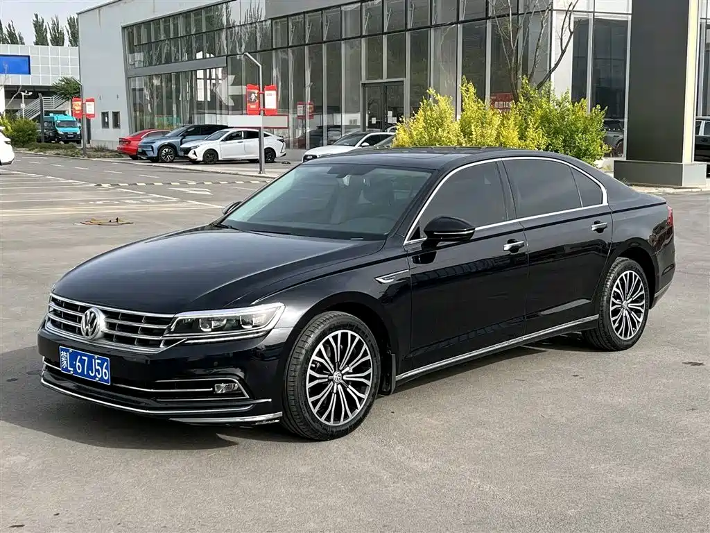Volkswagen Phideon 2018 — фото 1