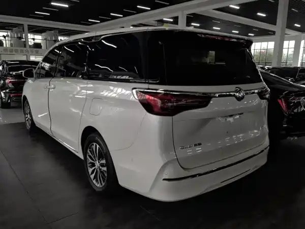 Buick GL8 2023