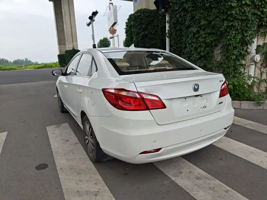 Changan Escape 2015