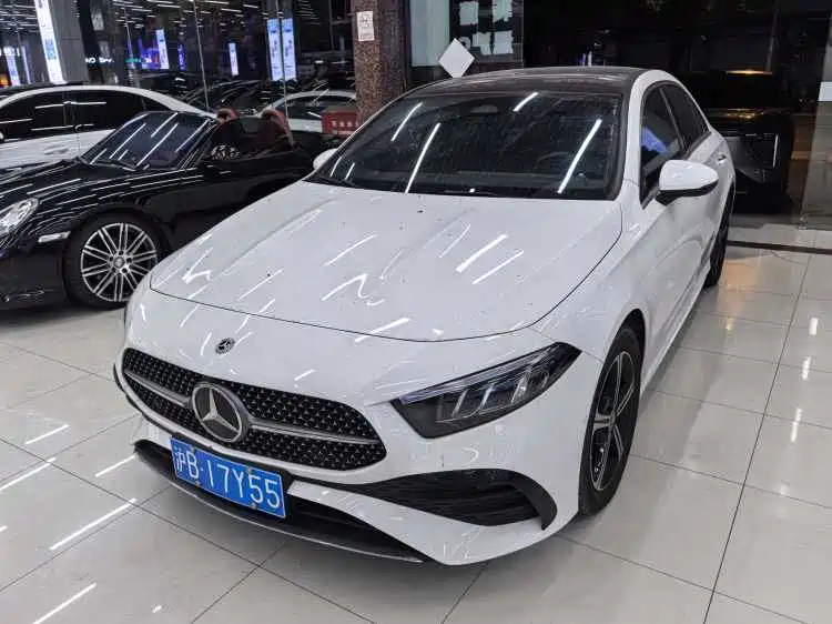 Mercedes-Benz A-Class 2024 — фото 1