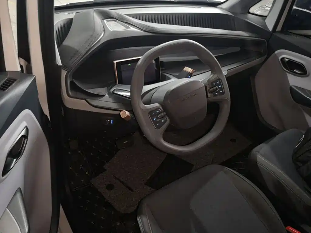 Wuling Nano EV 2022 — фото 10