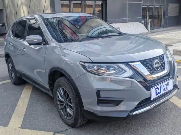 Nissan X-Trail 2025