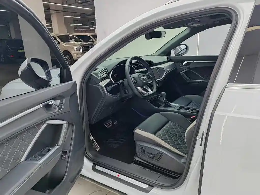 Audi Q3 2025