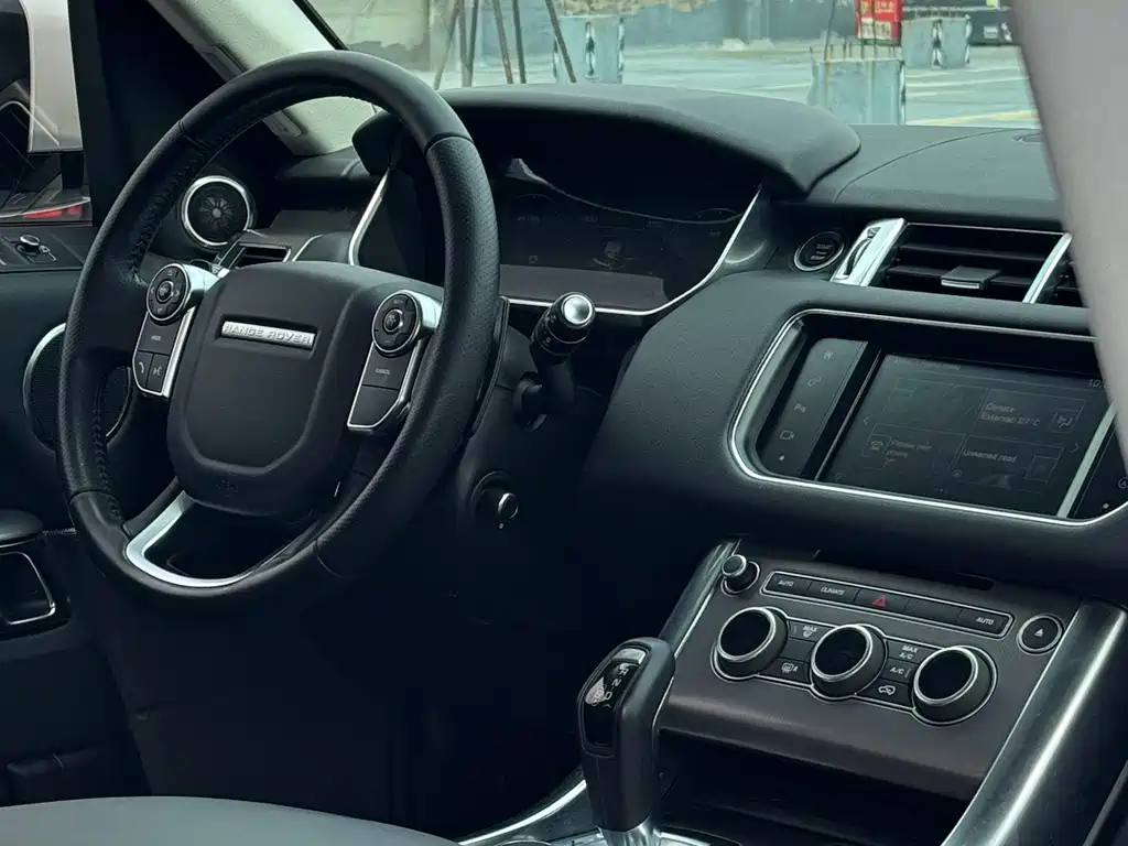 Land Rover Sport 2017 — фото 13