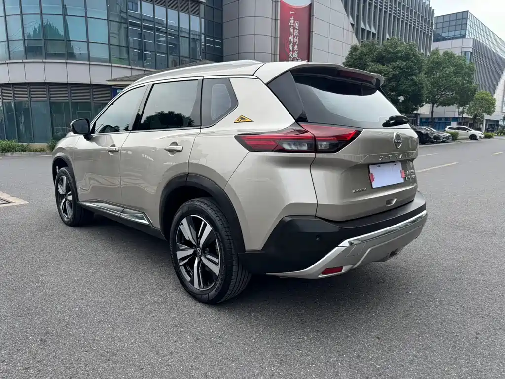 Nissan X-Trail 2023 — фото 7