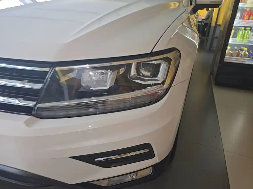 Volkswagen Tiguan L 2019 — фото 24