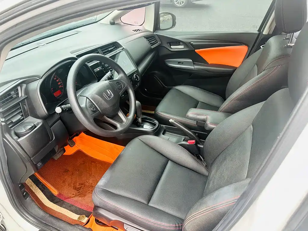 Honda Fit 2018 — фото 7