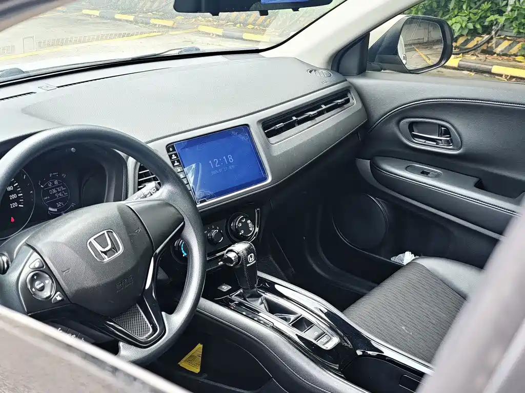 Honda Vezel 2020 — фото 16