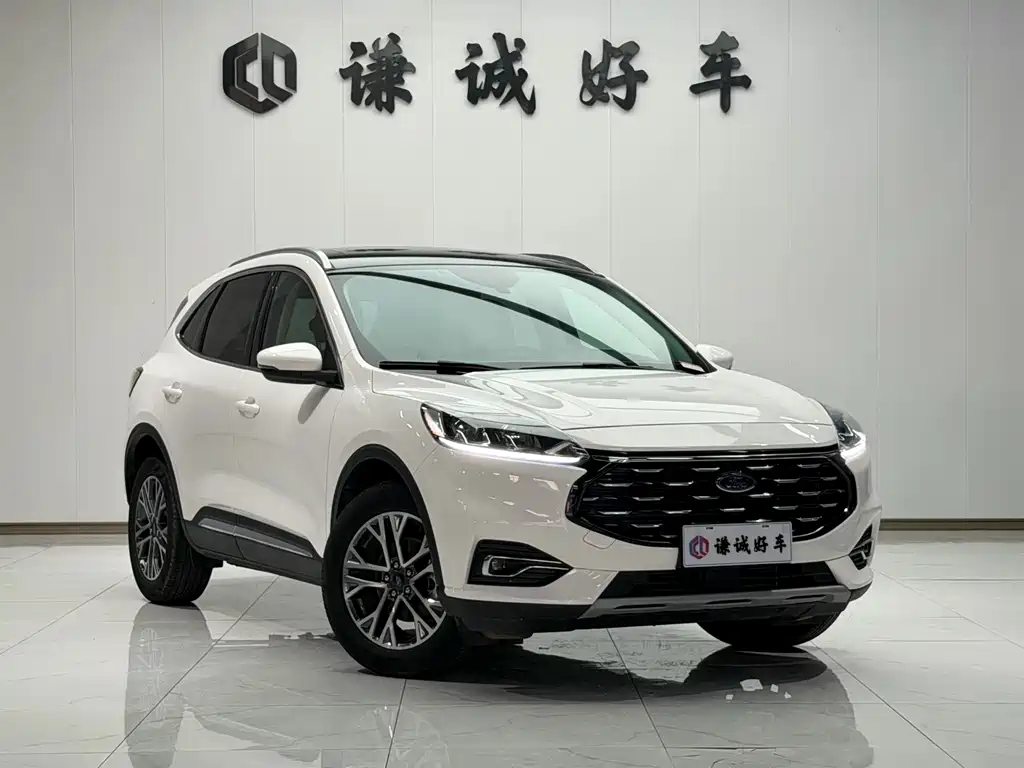 Ford Escape 2020 — фото 3