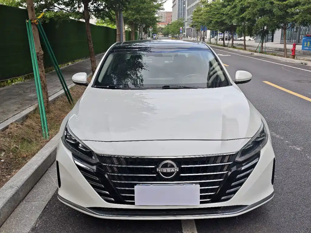 Nissan Teana 2024 — фото 1
