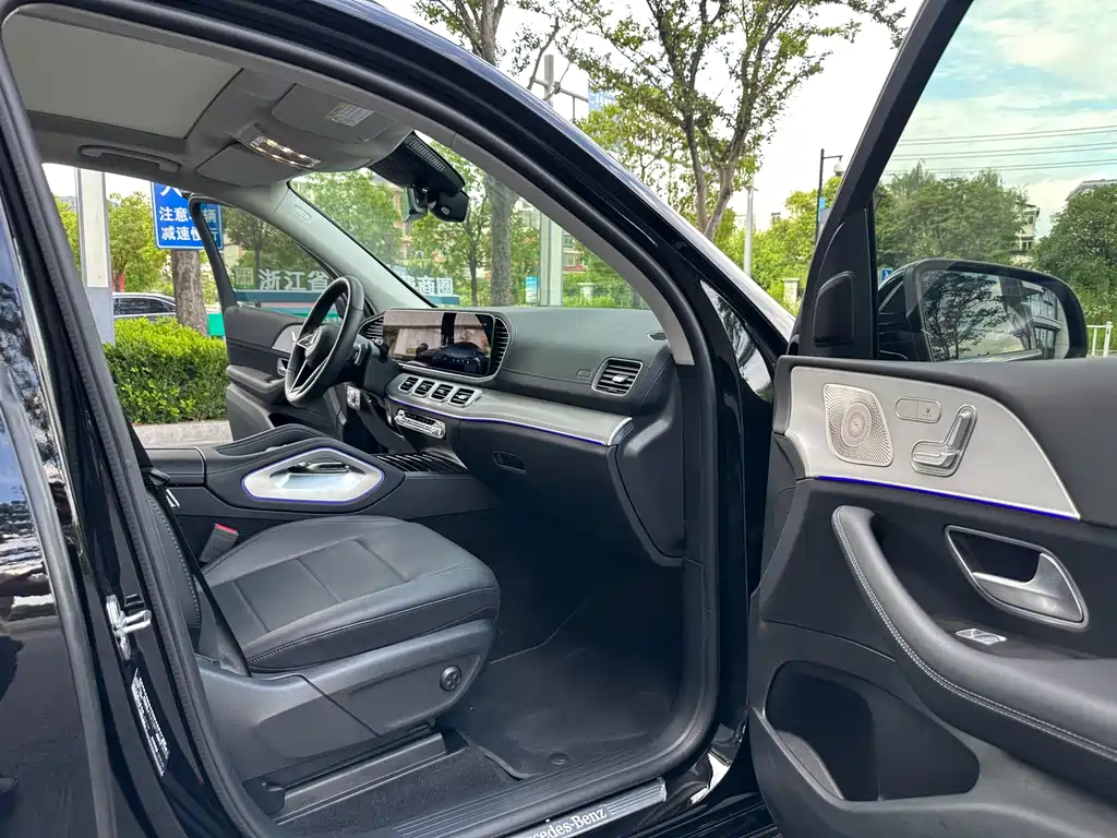 Mercedes-Benz GLE 2023 — фото 9