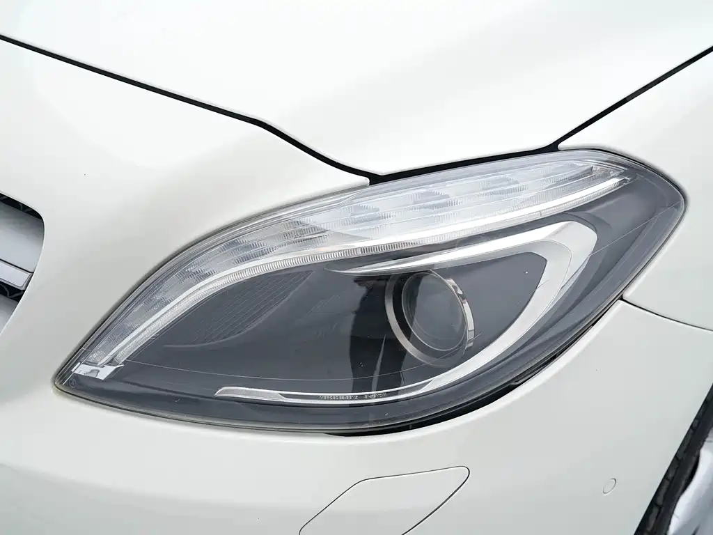 Mercedes-Benz B-Class 2014 — фото 21