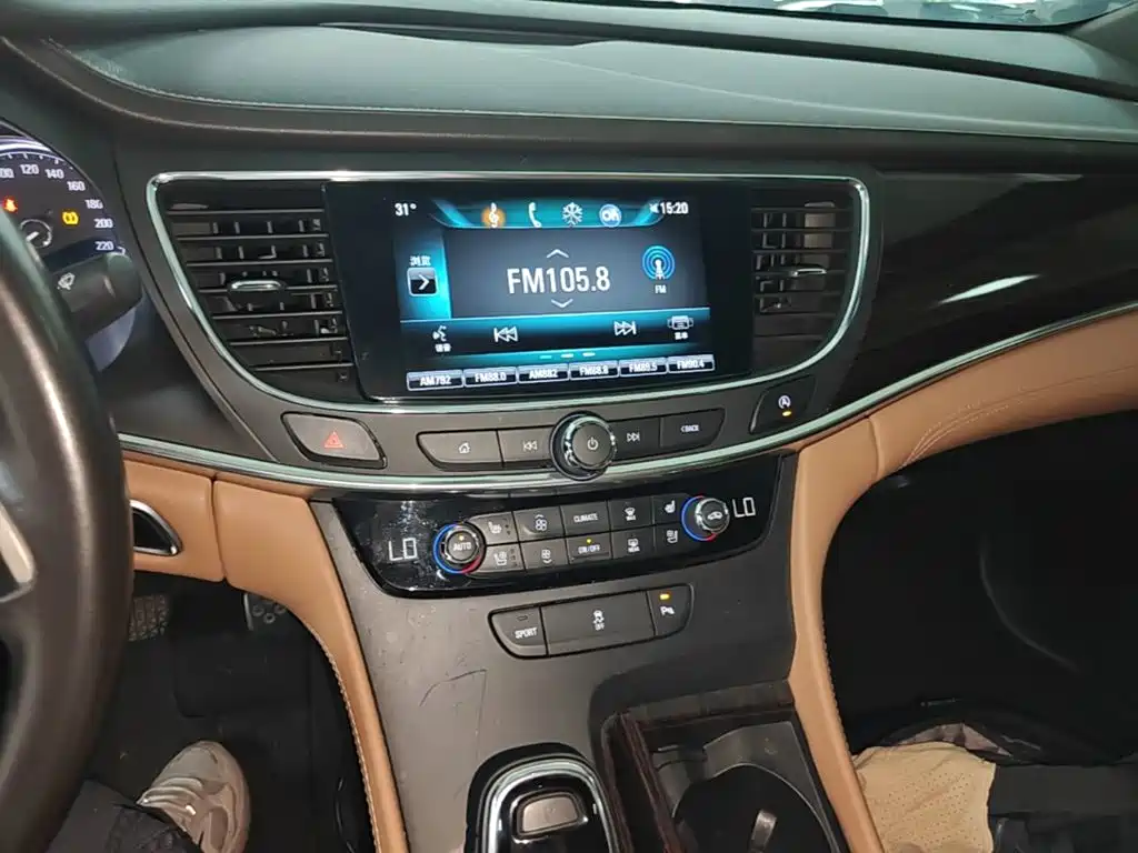 Buick LaCrosse 2017 — фото 13