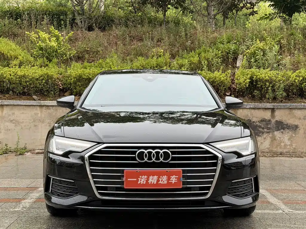 Audi A6L 2022