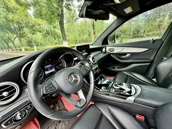 Mercedes-Benz GLC 2016