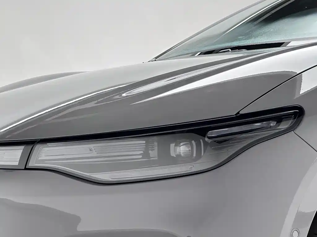 Leapmotor Lafa5 2025 — фото 14
