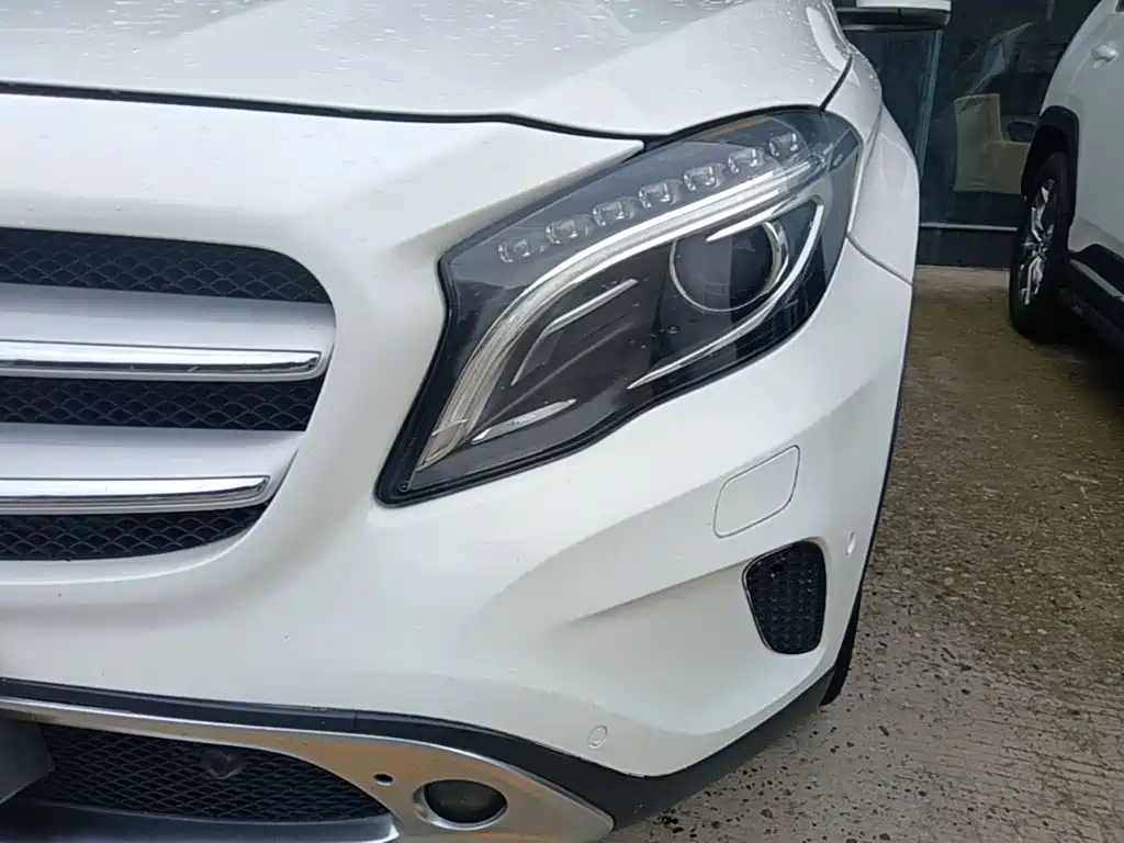 Mercedes-Benz GLA 2017 — фото 24