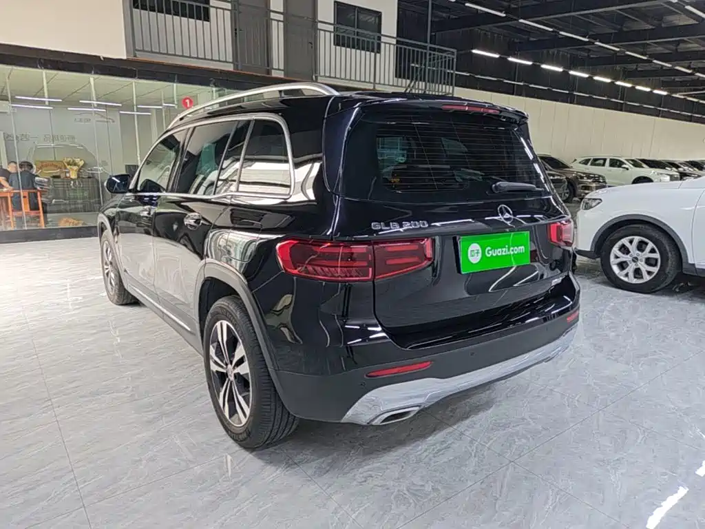 Mercedes-Benz GLB 2024