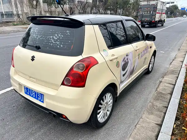 Suzuki Swift 2011