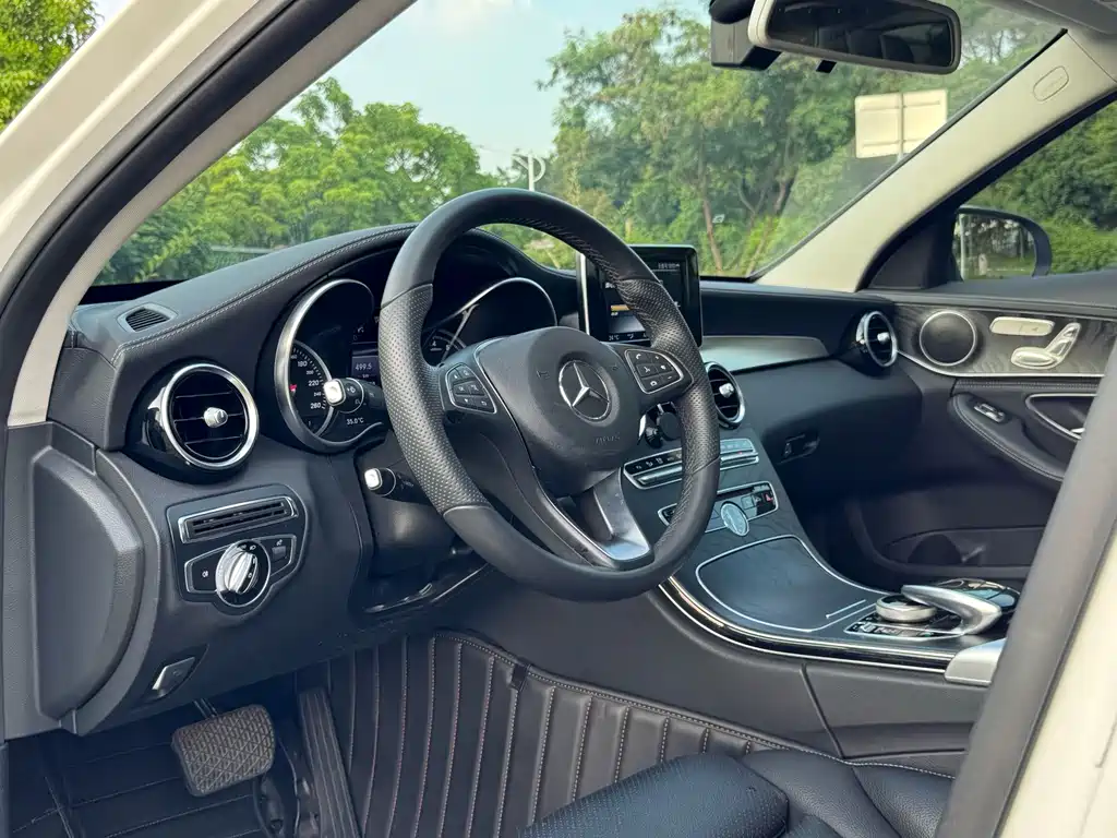 Mercedes-Benz C-Class 2016 — фото 9